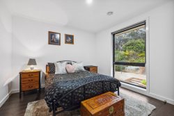 14 Tully Pl, Jerrabomberra NSW 2619, Australia