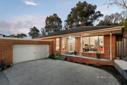 Unit 2/8 Akoonah Cl, Donvale VIC 3111, Australia