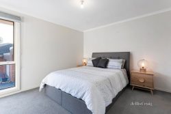 Unit 2/8 Akoonah Cl, Donvale VIC 3111, Australia