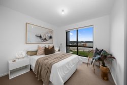 1 & 2/24 Roybridge Way, Howrah, TAS 7018, Australia