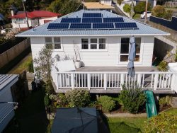 33 Beazley Avenue, Paparangi, Wellington, 6037, New Zealand