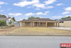 205 Keane St, Cloverdale WA 6105, Australia