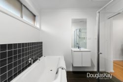 11 Kenross Ct, Braybrook VIC 3019, Australia