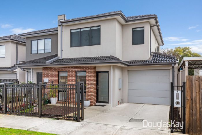 8 Osbert St, Sunshine VIC 3020, Australia