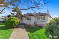 142 Parker St, Devonport TAS 7310, Australia