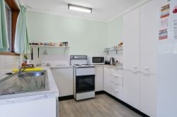 8/246 Railway St, Mungarra, Woy Woy NSW 2256, Australia