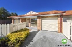 Unit 1/5 Weir Pl, Queanbeyan West NSW 2620, Australia