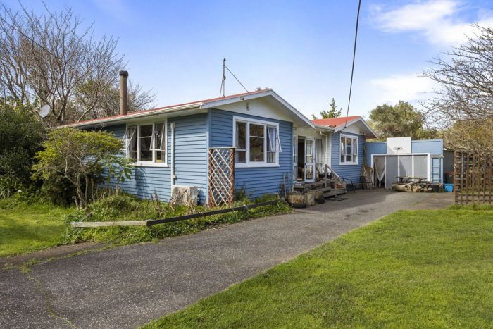 11 Cambridge Street, Patea, South Taranaki, Taranaki, 4520, New Zealand