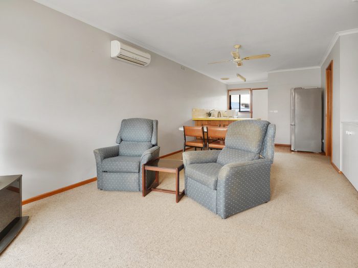 Unit 2/48 Clarendon St, Hamilton VIC 3300, Australia