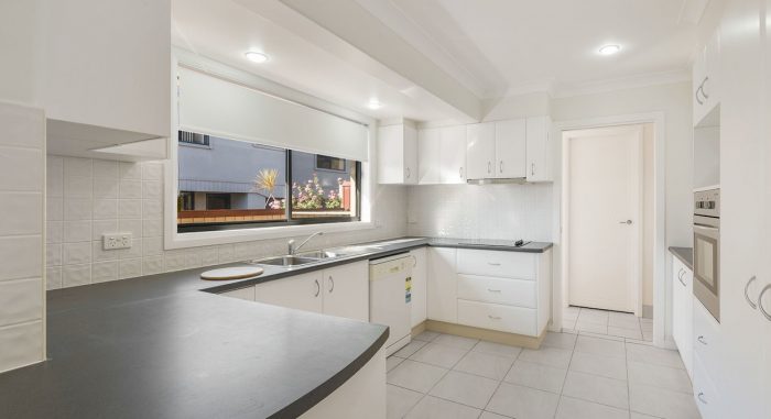 Unit 3/11 Condon Ave, Port Macquarie NSW 2444, Australia