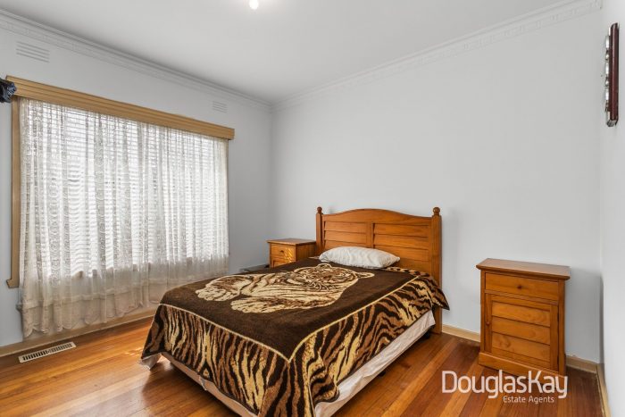 33 Dinnell St, Sunshine West VIC 3020, Australia