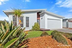 94 Heath St, Broulee NSW 2537, Australia