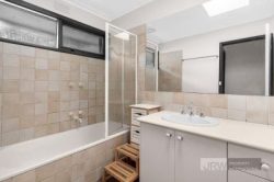 2 Kent Ct, Glen Waverley VIC 3150, Australia