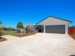 4 Lavender Cres, Atherton QLD 4883, Australia