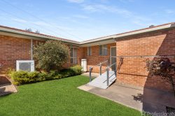 Unit 4/253 Lone Pine Ave, Orange NSW 2800, Australia