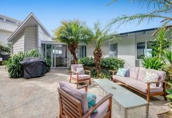 71 McKenzie Avenue, Arkles Bay, Rodney, Auckland, 0932, New Zealand