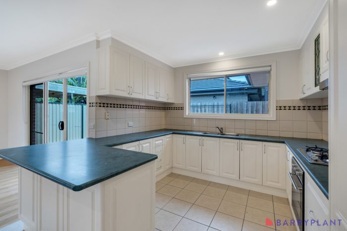 Unit 2/17 Nocton St, Reservoir VIC 3073, Australia