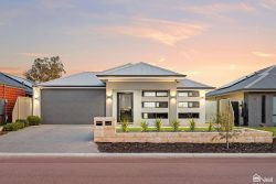 18 Partridge Bend, Byford WA 6122, Australia