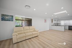 8 Lynx Ct, Algester QLD 4115, Australia