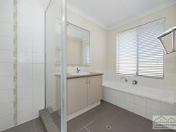 22 Markethill Rd, Ridgewood WA 6030, Australia