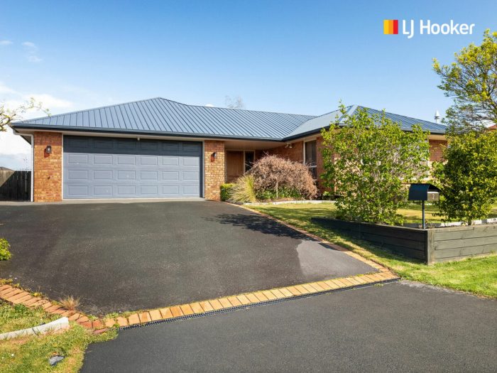 2 Sunninghurst Drive, Fairfield, Dunedin, Otago, 9018, New Zealand