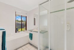 Unit 2/51 Kildare Dr, Banora Point NSW 2486, Australia