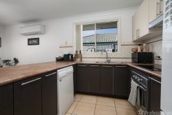 3A Mahogany Ct, Orange NSW 2800, Australia