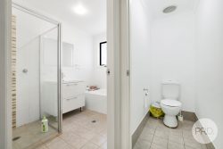 23 Kaputar Cl, North Tamworth NSW 2340, Australia