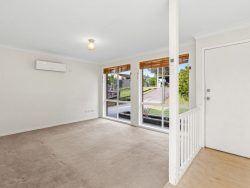 24 White Swan Ave, Blue Haven NSW 2262, Australia