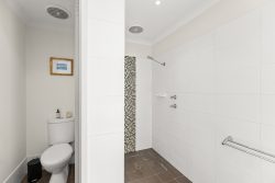 Unit 1/14 Coghlan St, Djugun WA 6725, Australia