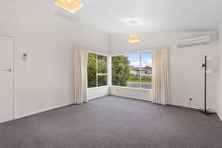 1 Ian Place, Bishopdale, Christchurch City, Canterbury, 8053, New Zealand