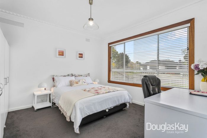 9 Ford Ave, Sunshine North VIC 3020, Australia