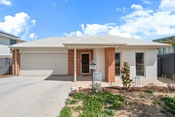 25 Kaylock St, Strathnairn ACT 2615, Australia