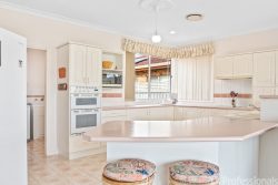 51 Kenrose St, Forster NSW 2428, Australia