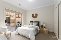 Unit 2/36 McBurnie Dr, Kurunjang VIC 3337, Australia