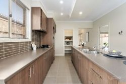 Unit 2/36 McBurnie Dr, Kurunjang VIC 3337, Australia