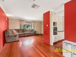 60 Keslake Way, Parkwood WA 6147, Australia