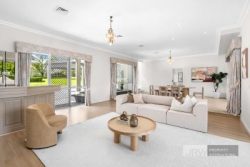 73 Obriens Ln, Templestowe VIC 3106, Australia