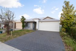 27 Vidalia Dr, Aveley WA 6069, Australia