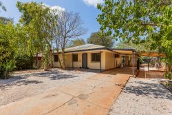 8 Puertollano Pl, Broome WA 6725, Australia