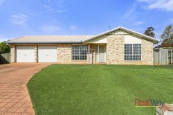 20 Biscay Cres, Glenvale QLD 4350, Australia