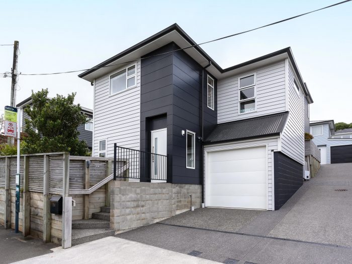 114A Helston Road, Paparangi, Wellington, 6037, New Zealand