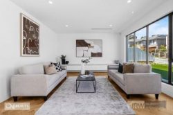 2 Aitchison Court, Glen Waverley VIC 3150, Australia