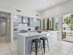 10 Beech Ln, Casuarina NSW 2487, Australia