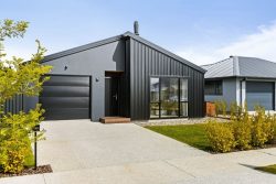 133 Burdon Loop, Lake Hawea, Wanaka, Otago, 9382, New Zealand