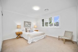 10 Donegal Rd, Killarney Heights NSW 2087, Australia