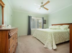 29 Holly Ave, Cawdor QLD 4352, Australia