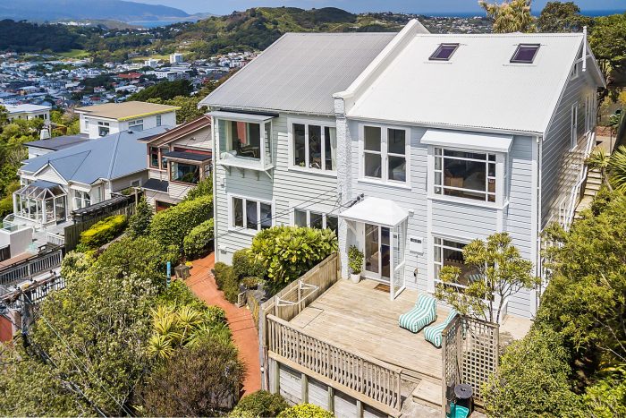 9 Connaught Terrace, Brooklyn, Wellington, 6021, New Zealand