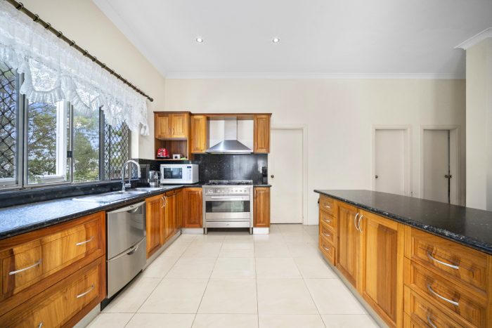 4 Miami Pl, Frenchs Forest NSW 2086, Australia