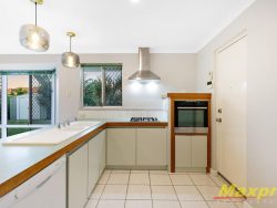 60 Dulwich St, Beckenham WA 6107, Australia